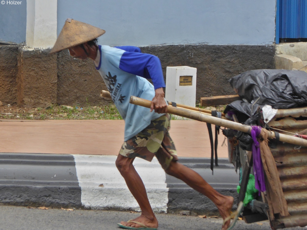 1000-2017-04-02-Semarang-P1130161_ji.jpg